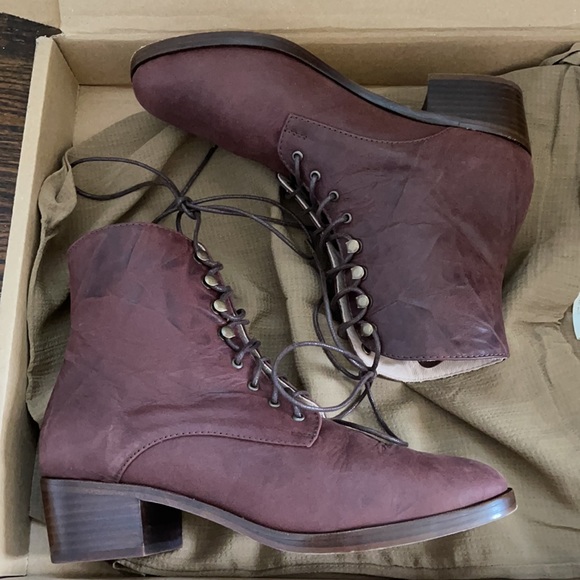 Christy Dawn Dawn Boot mahogany 8 NEW!! - Picture 7 of 8